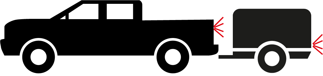 Pick-up mit leichtem Anhänger und Bremsleuchte